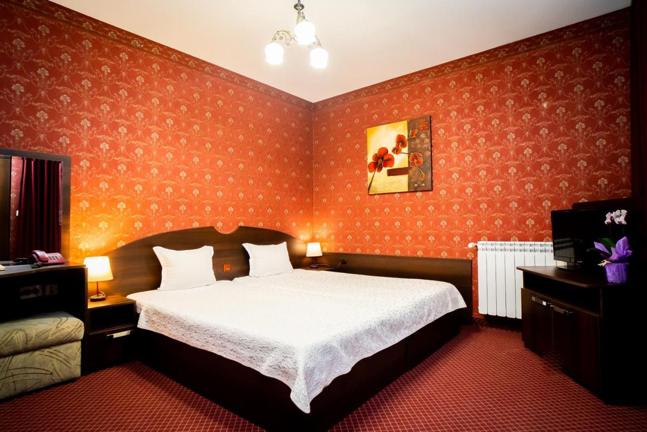 Globus Hotel Пловдив Екстер'єр фото