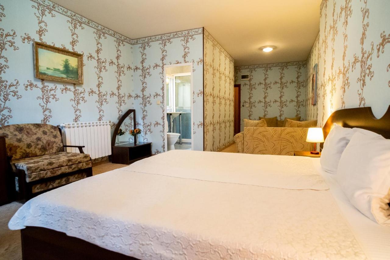 Globus Hotel Пловдив Екстер'єр фото